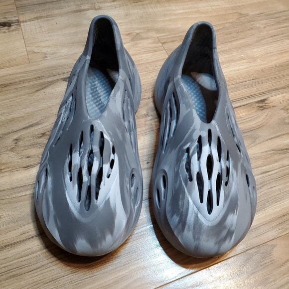 Adidas Yeezy Foam Runner MX Granite Gray Size 9 us Mens - Picture 3 of 7